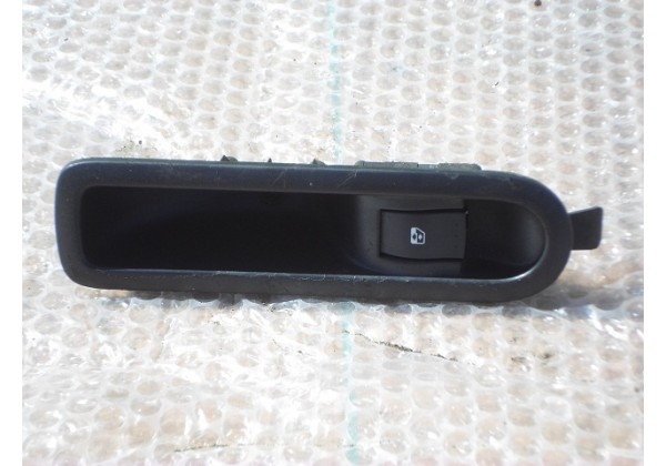 кнопка скліподйомника,задня ліва Renault Scenic II,1.5dci